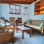 Apartment Panthea *