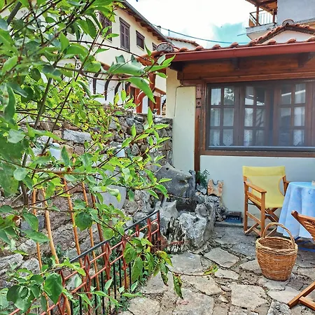 Panthea * Stavroupoli