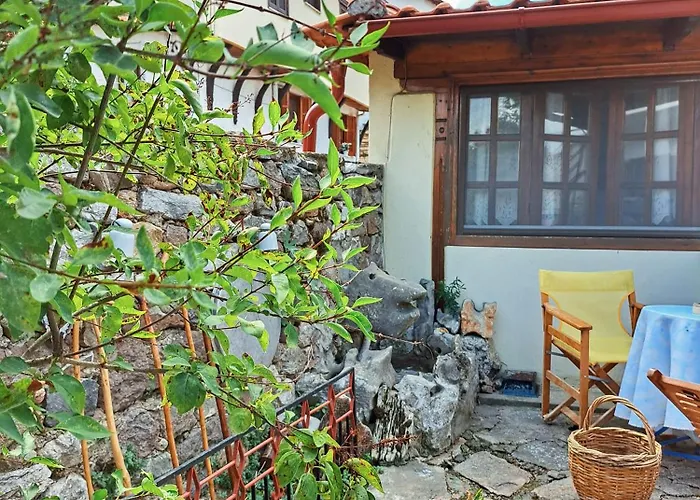 Panthea * Stavroupoli